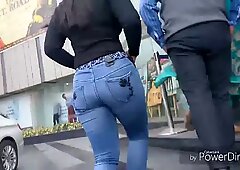 Punjabi Big ass walkin in mall