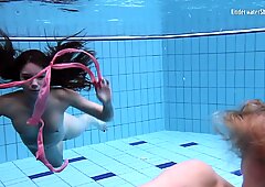 Underwater hot girls swimming naked