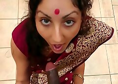 Pov Desi Bhabhi In Saree Gives Horny Lonely Devar A Blowjob - Hindi Bollywood Porn Story - Candy Samira