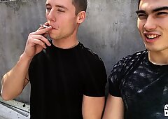 Teen gay coworkers go out back to fuck on their break