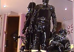 Roxina2003RoxyRubberFucker090303.WMV